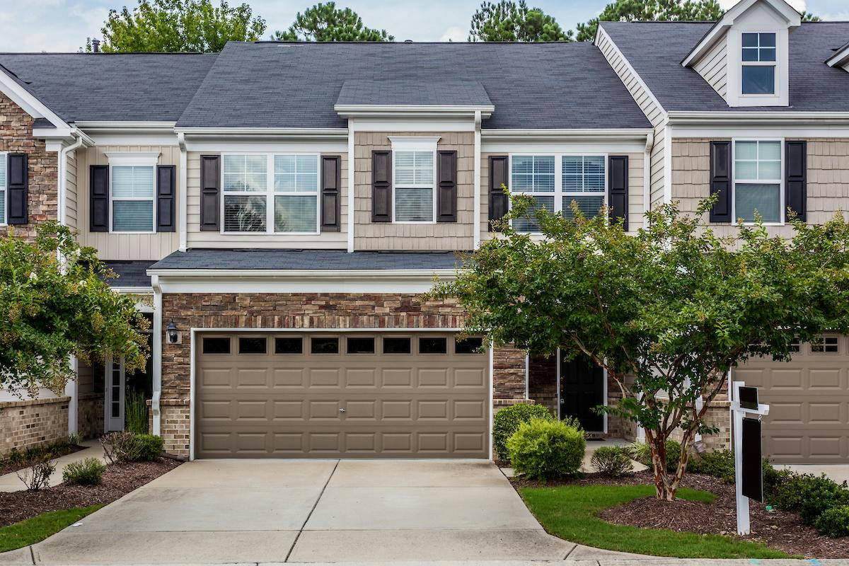 607 GRACE HODGE DR, CARY, NC 27519, photo 1 of 24