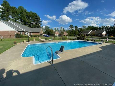 1321 FOUR WOOD DR, FAYETTEVILLE, NC 28312, photo 4 of 5