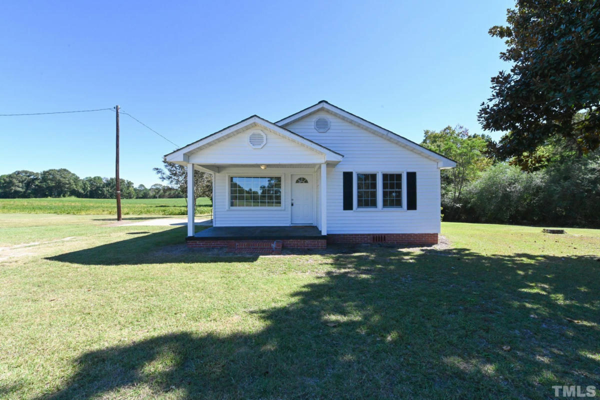 5905 US HIGHWAY 701 S, Four Oaks, NC 27524 Single Family Residence For