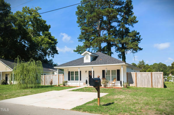 202 AUSTIN ST # HOUSE, FOUR OAKS, NC 27524, photo 4 of 36