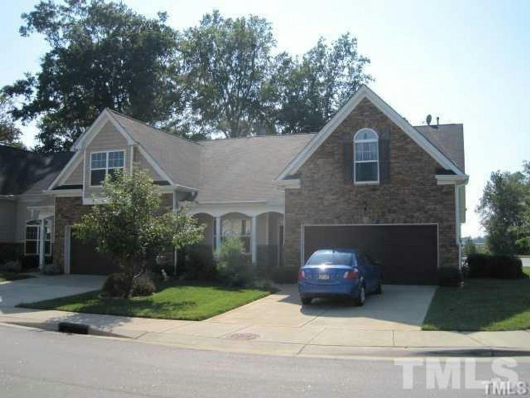 202 MEADOW BEAUTY DR # UNITID, APEX, NC 27539, photo 1 of 26